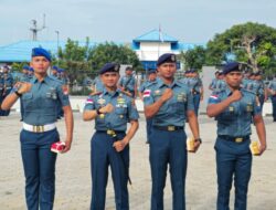 Danlanal Bintan Pimpin Upacara dan Berikan Reward Kepada Prajurit Berprestasi